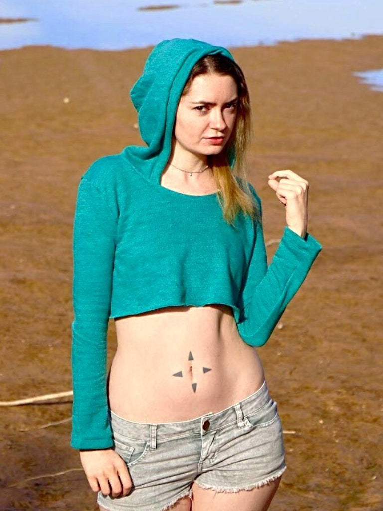 Loose Boxy Turquoise and Gray Long Sleeve Cropped Hoodie / Crop Top / –  Lyla's Crop Tops