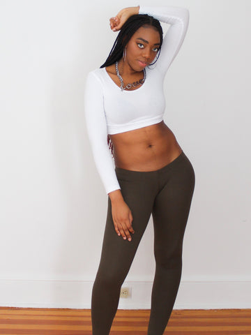 White Long Sleeve Form-Fitting Crop Top / Made in USA – Lyla's Crop Tops
