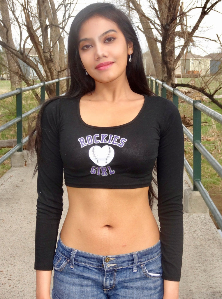 Rockies Girl Black Form-Fitting Long Sleeve Crop Top / Made in USA – Lyla's  Crop Tops